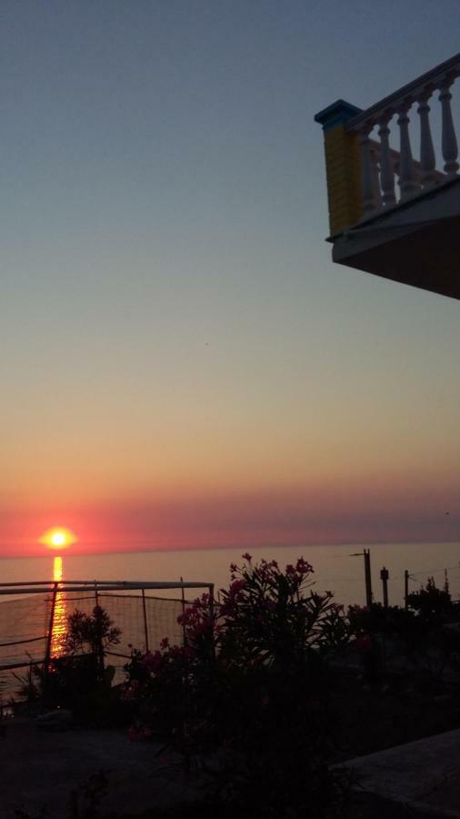 Margarita & Filippos Apartments Corfu Paramonas  Bagian luar foto